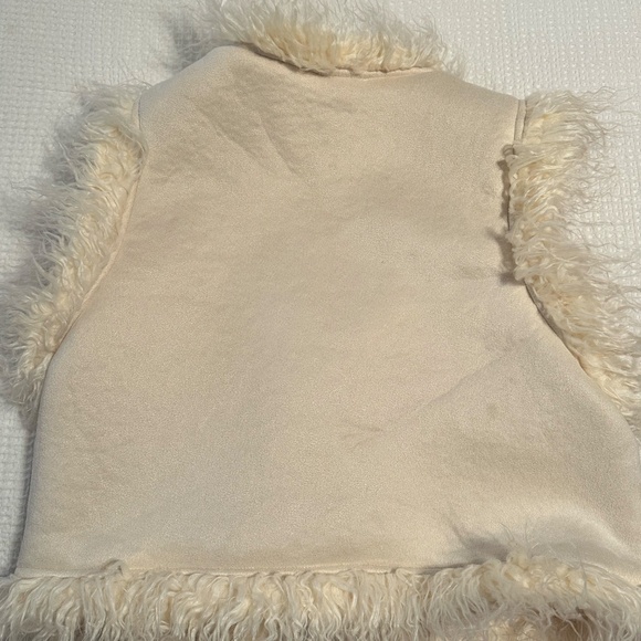 Vest - Picture 3 of 3